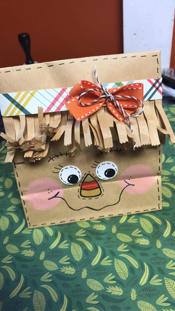 Scarecrow Paper Bag Treat Holder and a Contest