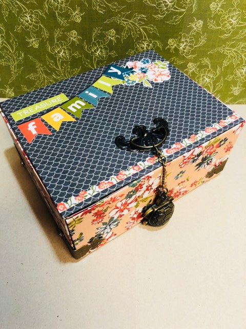 Pop Up A2 Greeting Card Box