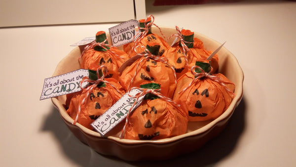 Tissue paper pumpkin