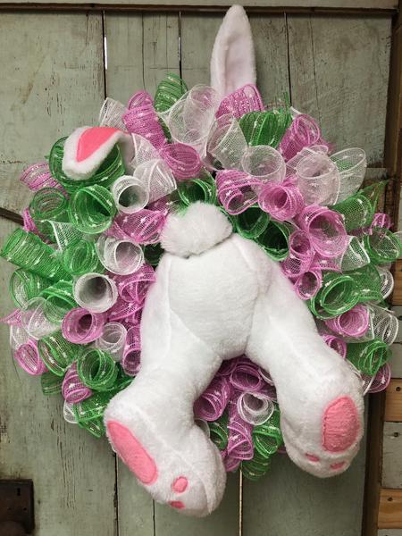 Bunny Jumping through Wreath Kit