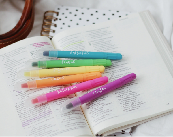 The Daily Grace Co. Scented Bible Highlighter Set {D145}